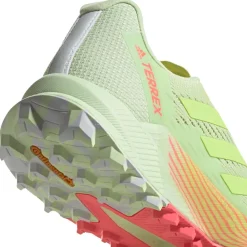 Sale Chaussures de trail Terrex Agravic Flow 2 W Almost Lime Pulse Lime Turbo Femme Chaussures Trail Femme