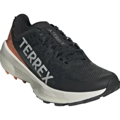 Outlet Chaussures de trail Terrex Agravic Speed W Core Black Grey One Amber Tint Femme Chaussures Trail Femme