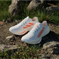 New Chaussures de trail Terrex Agravic Speed Ultra Cloud White / Impact Orange / Dash Grey Homme Chaussures Trail Homme