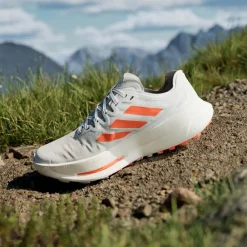 New Chaussures de trail Terrex Agravic Speed Ultra Cloud White / Impact Orange / Dash Grey Homme Chaussures Trail Homme