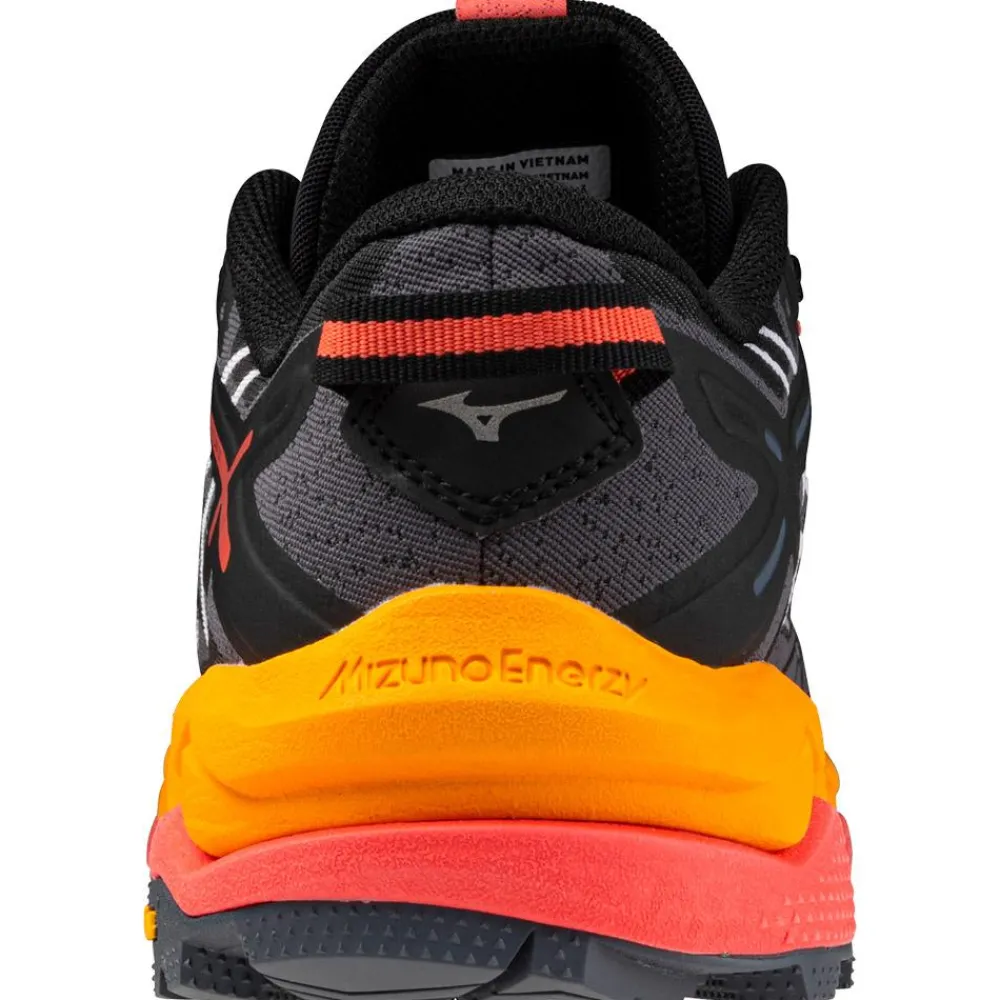Online Chaussures de trail Wave Mujin 10 W Black White Hot Coral Femme Chaussures Trail Femme