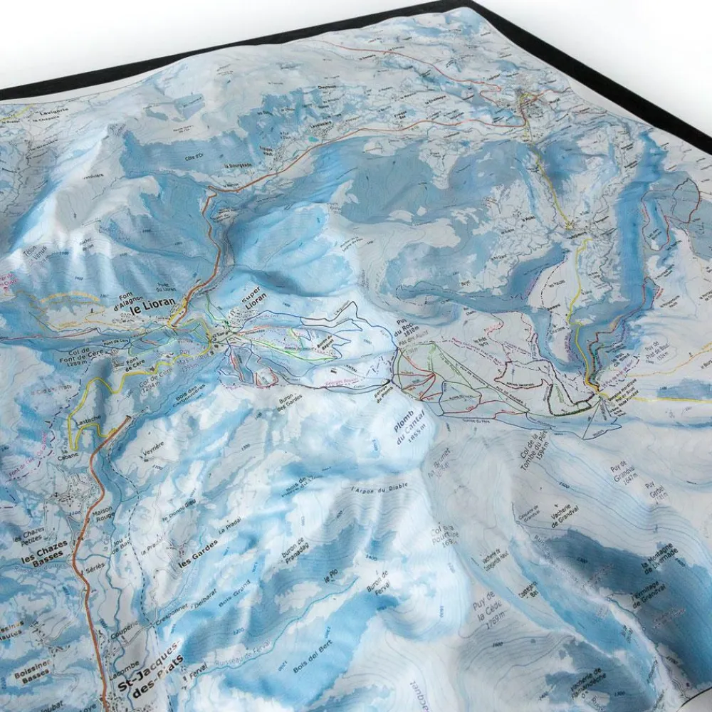 Carte 3D<Deniveles Domaine Le Lioran + Cadre