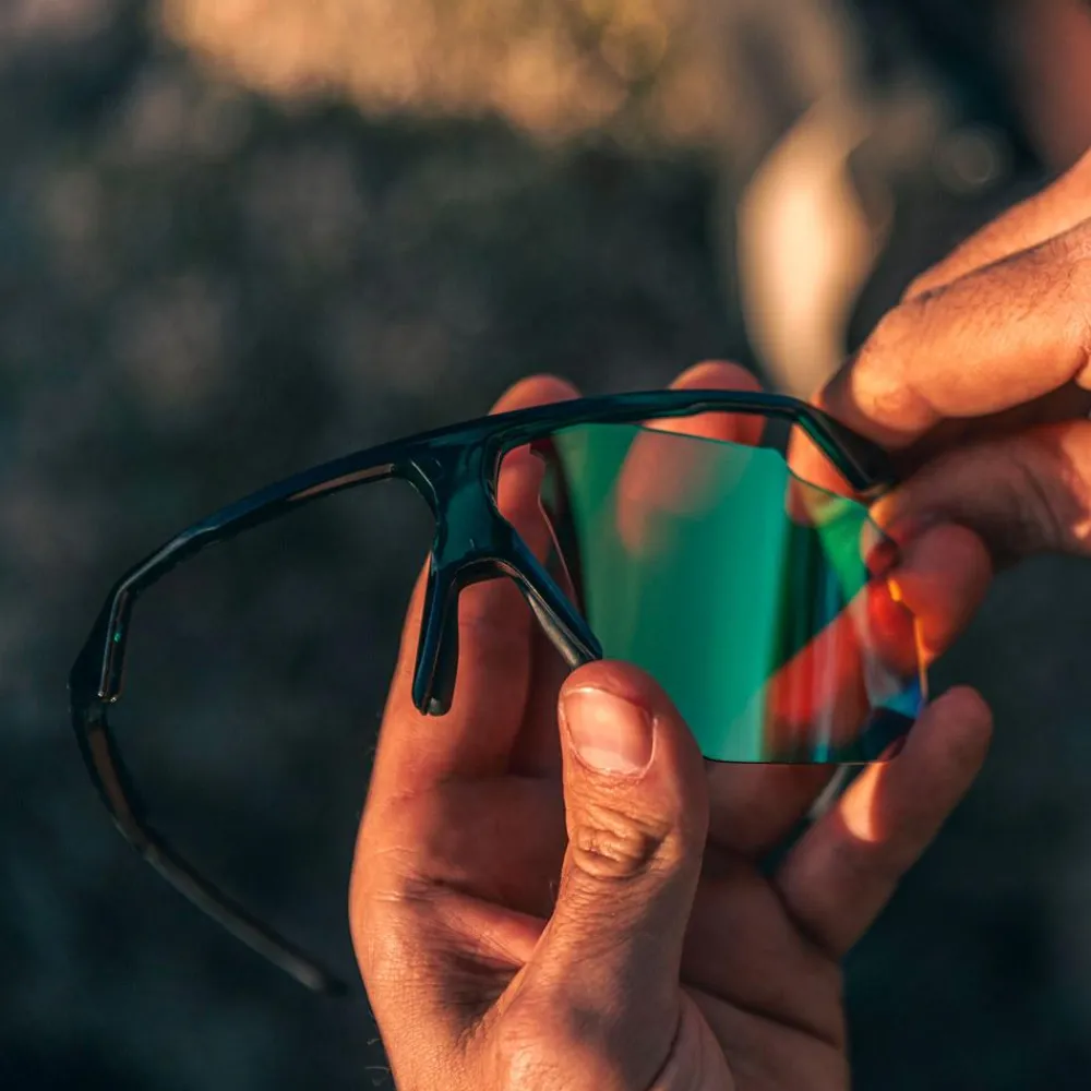 New Lunettes de soleil Motive Crystal Pacific Chromapop Opal Mirror Femme Lunettes Femme