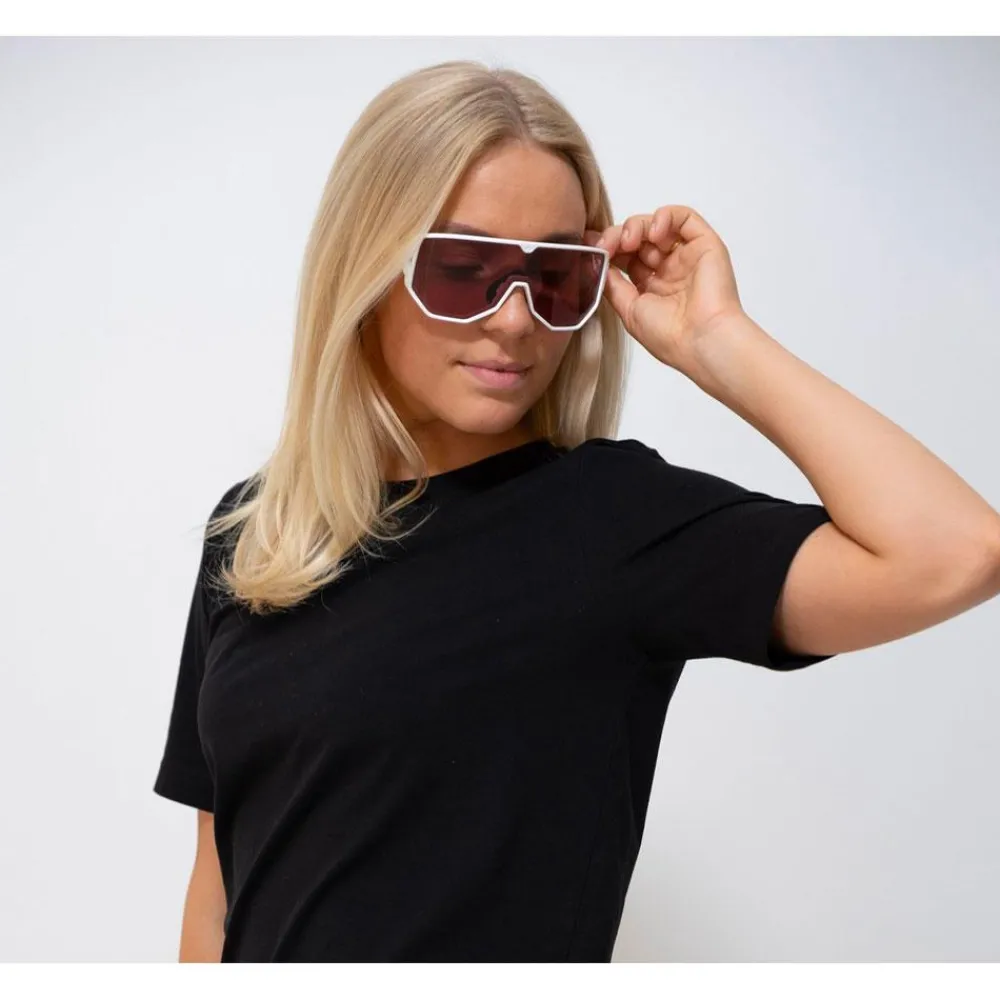 Lunettes de soleil Reschen Matt White Purple Femme Lunettes Femme